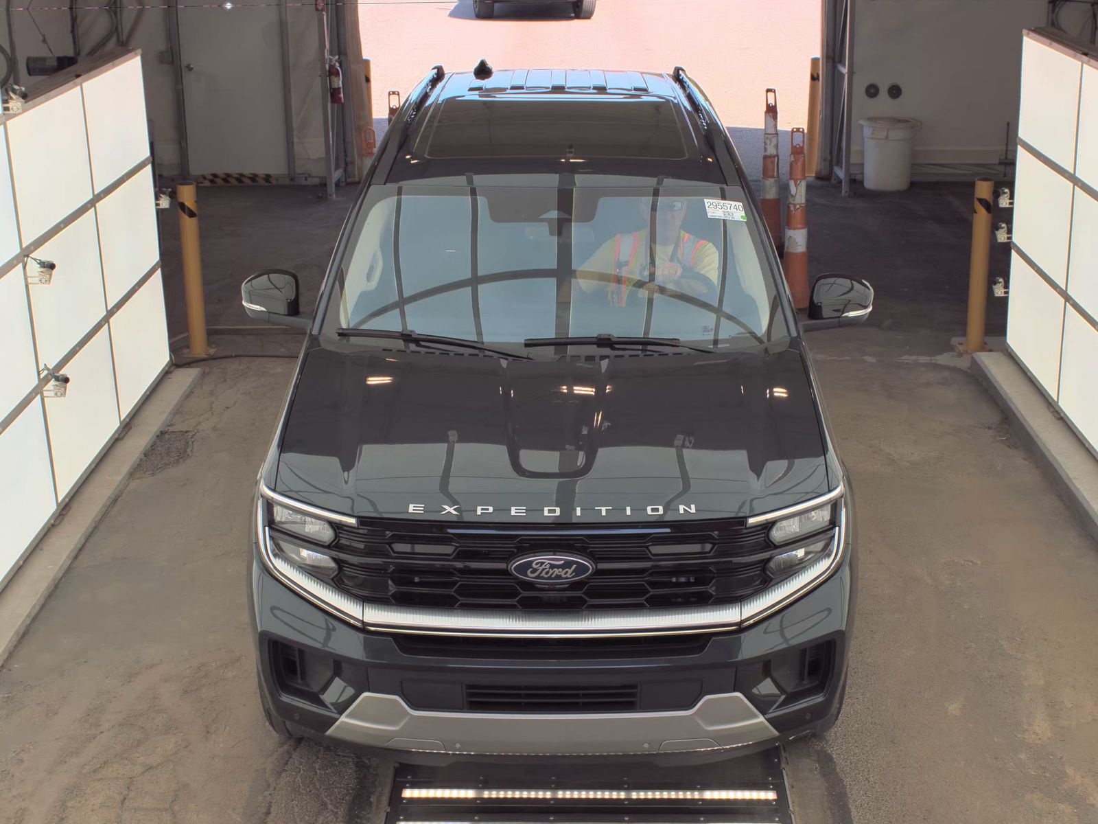FORD EXPEDITION - 3