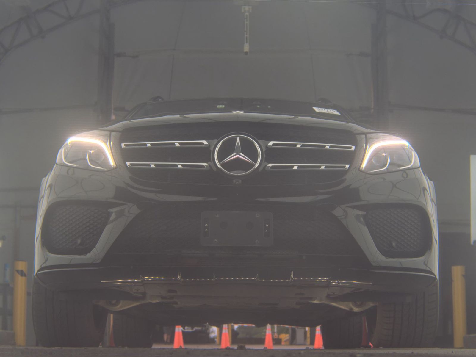 MERCEDES-BENZ GLS-CLASS - 4