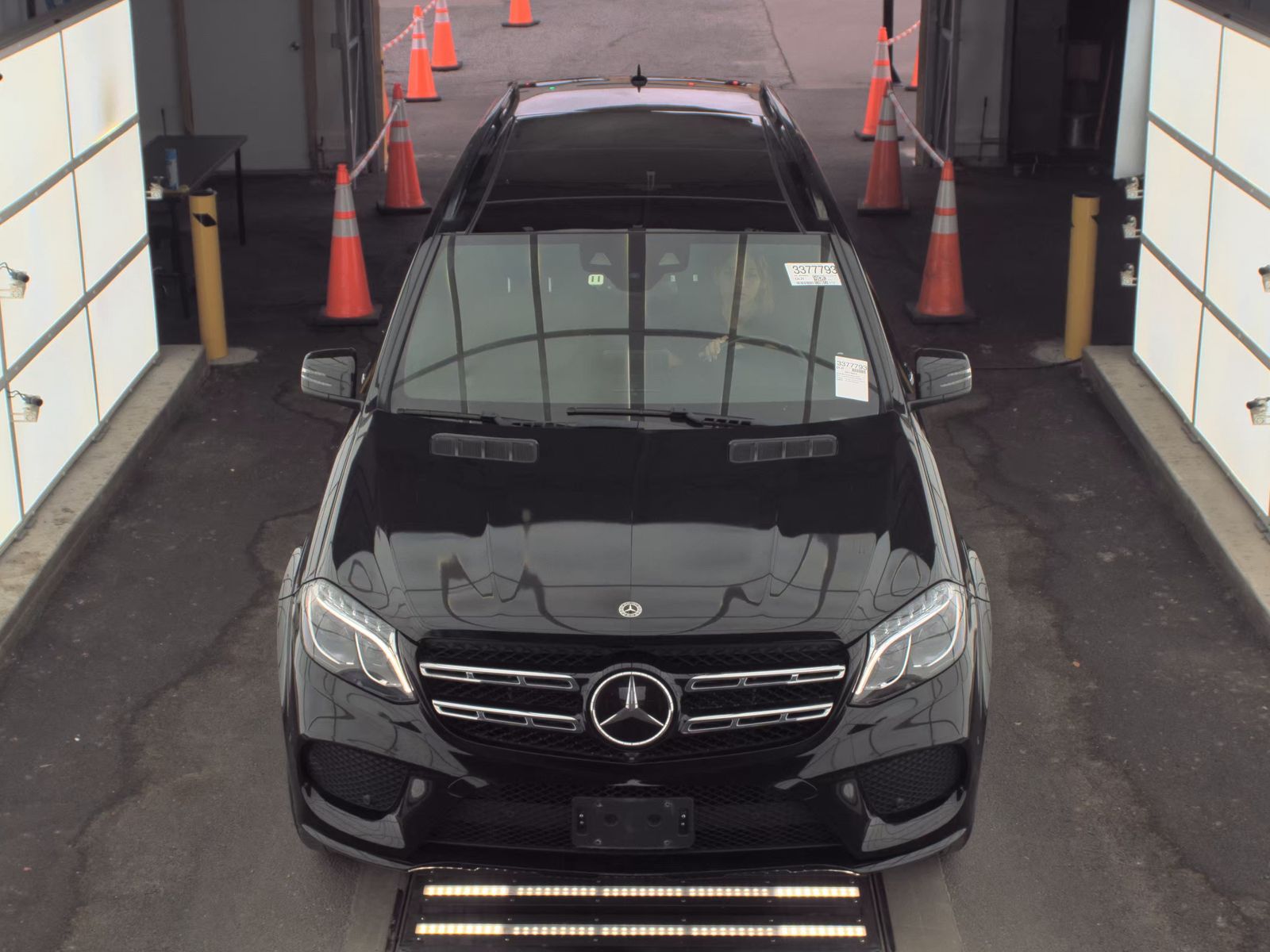 MERCEDES-BENZ GLS-CLASS - 3