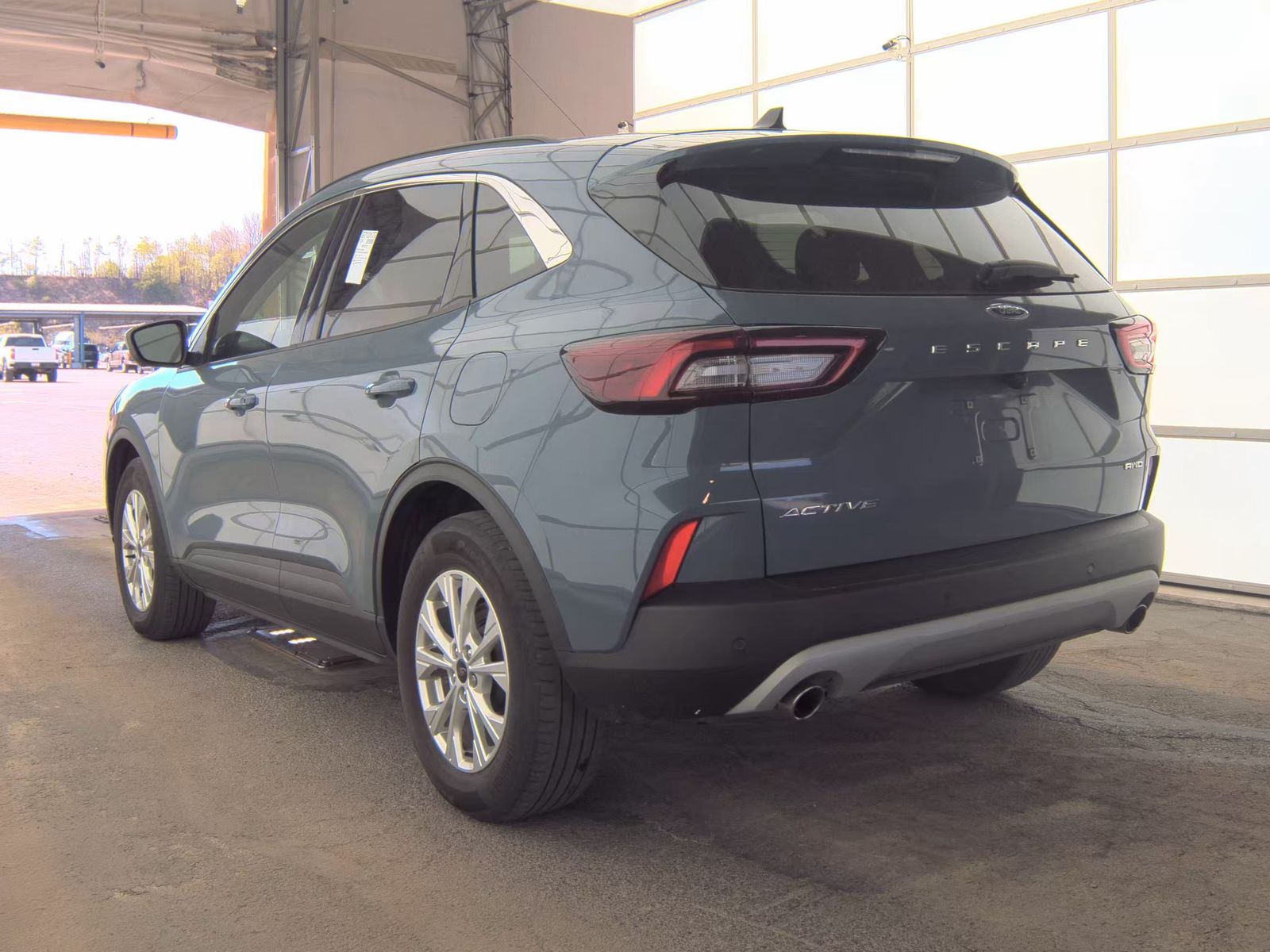 FORD ESCAPE - 9