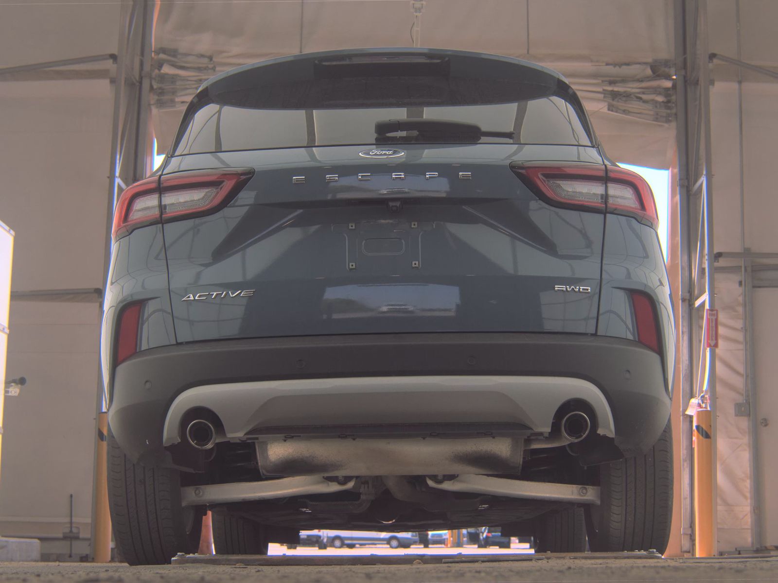 FORD ESCAPE - 8