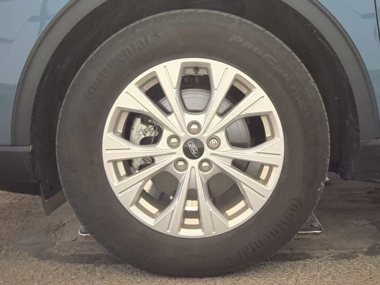 FORD ESCAPE - 10
