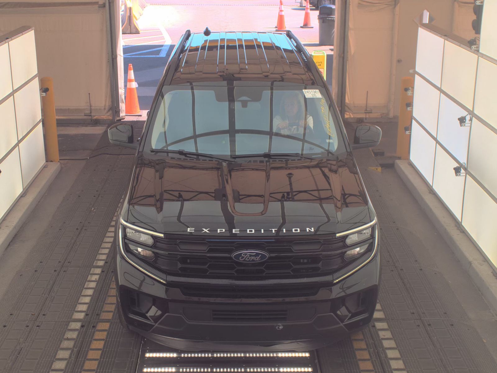FORD EXPEDITION MAX - 3