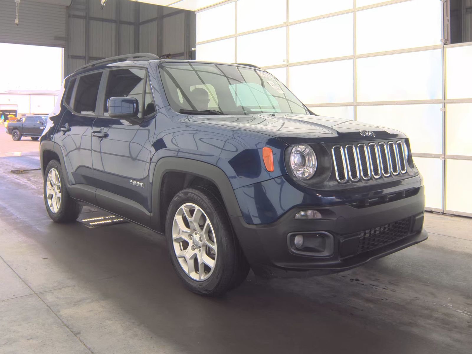 JEEP LATITUDE - 5