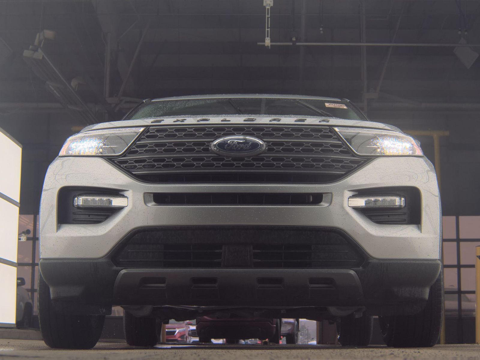 FORD EXPLORER - 4