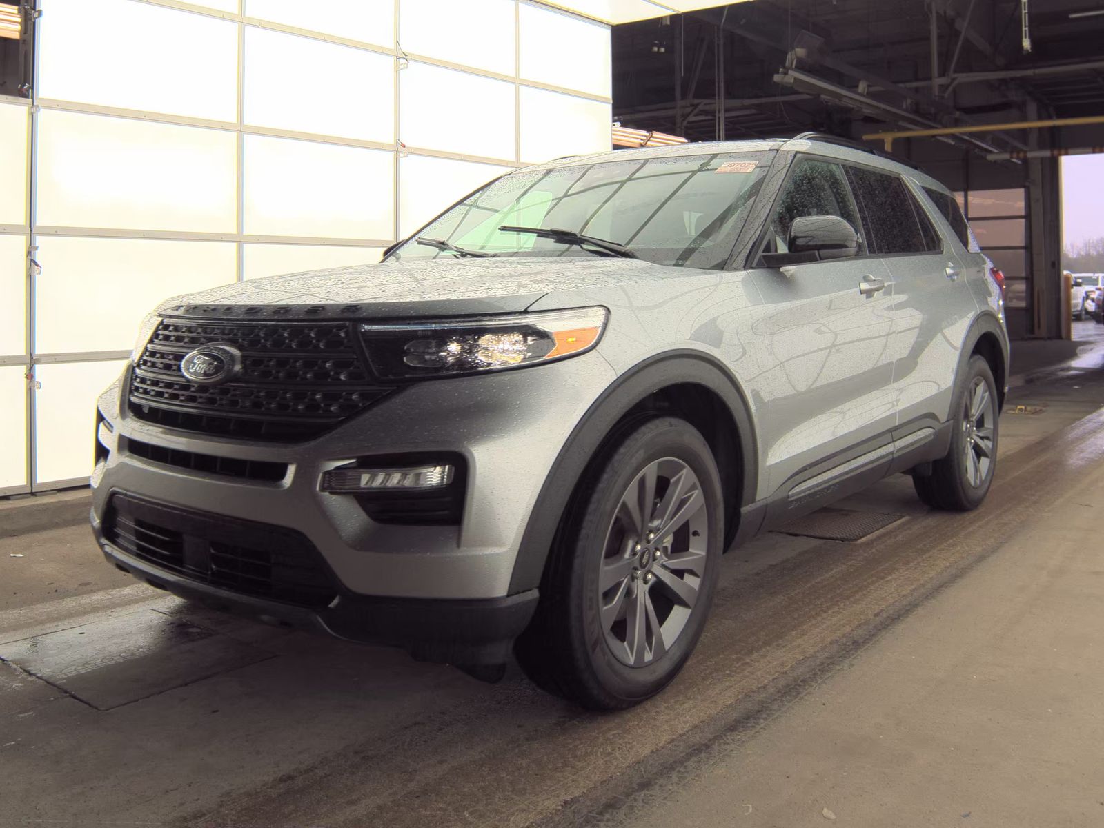 FORD EXPLORER - 1