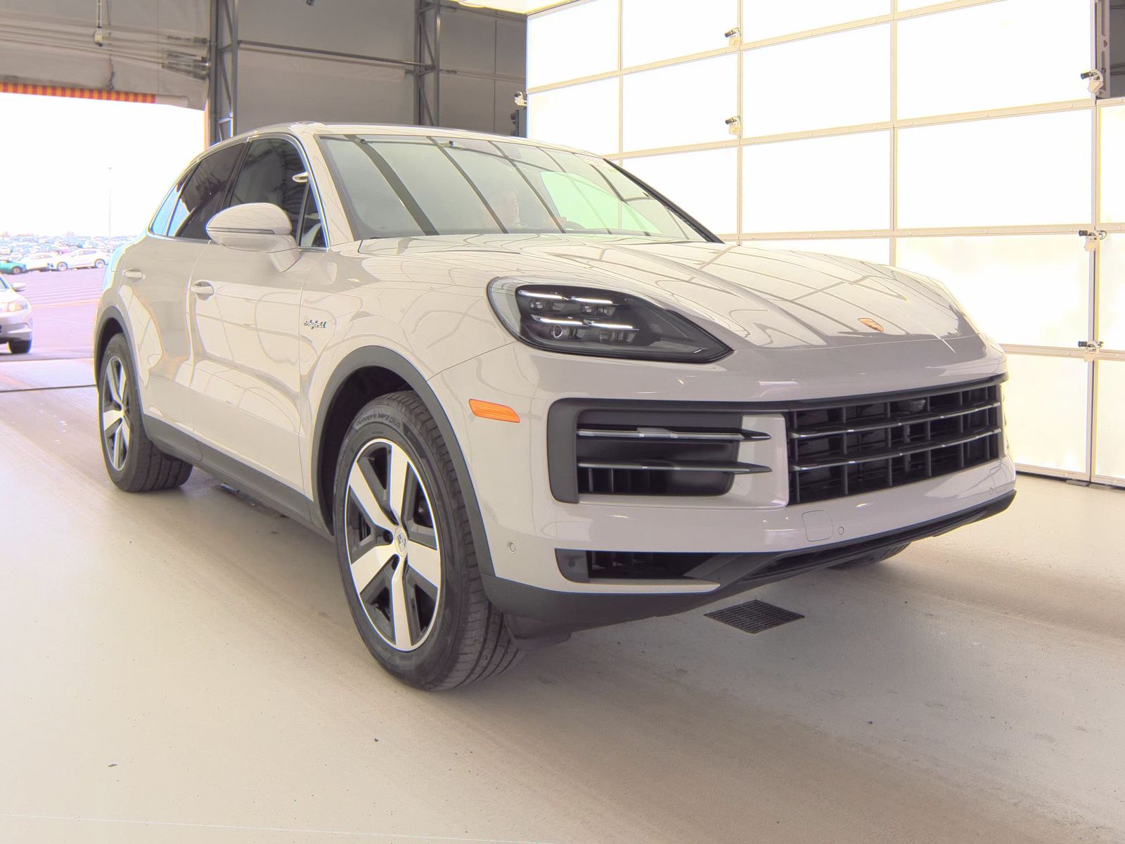 PORSCHE CAYENNE - 4