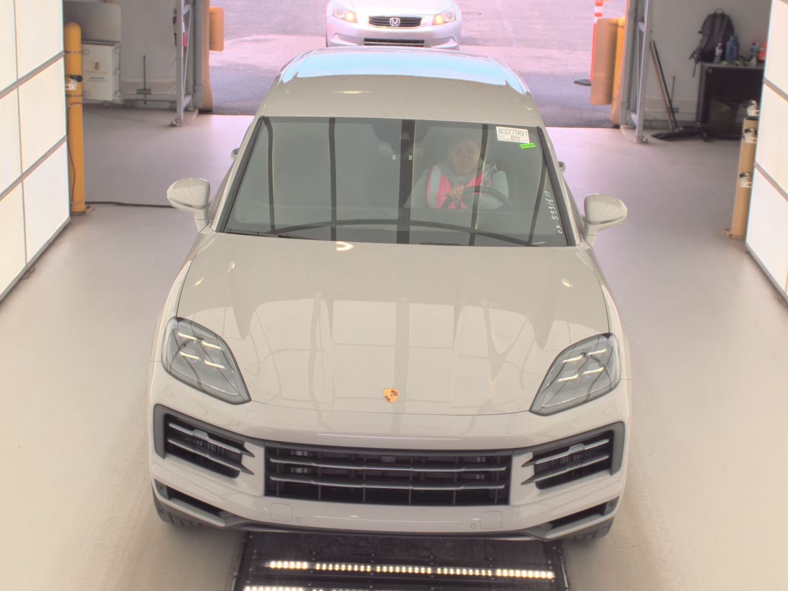 PORSCHE CAYENNE - 3