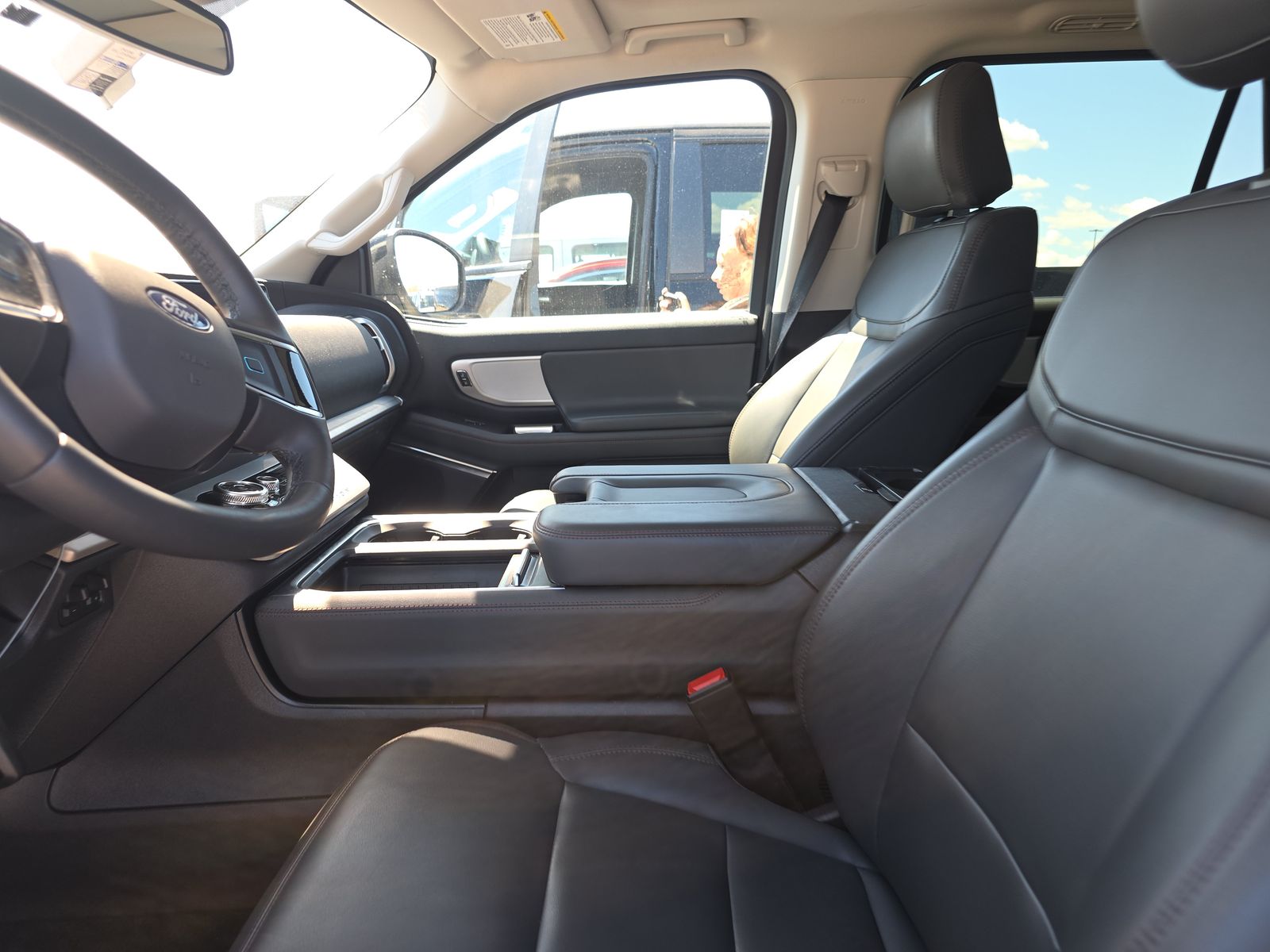 FORD EXPEDITION - 8