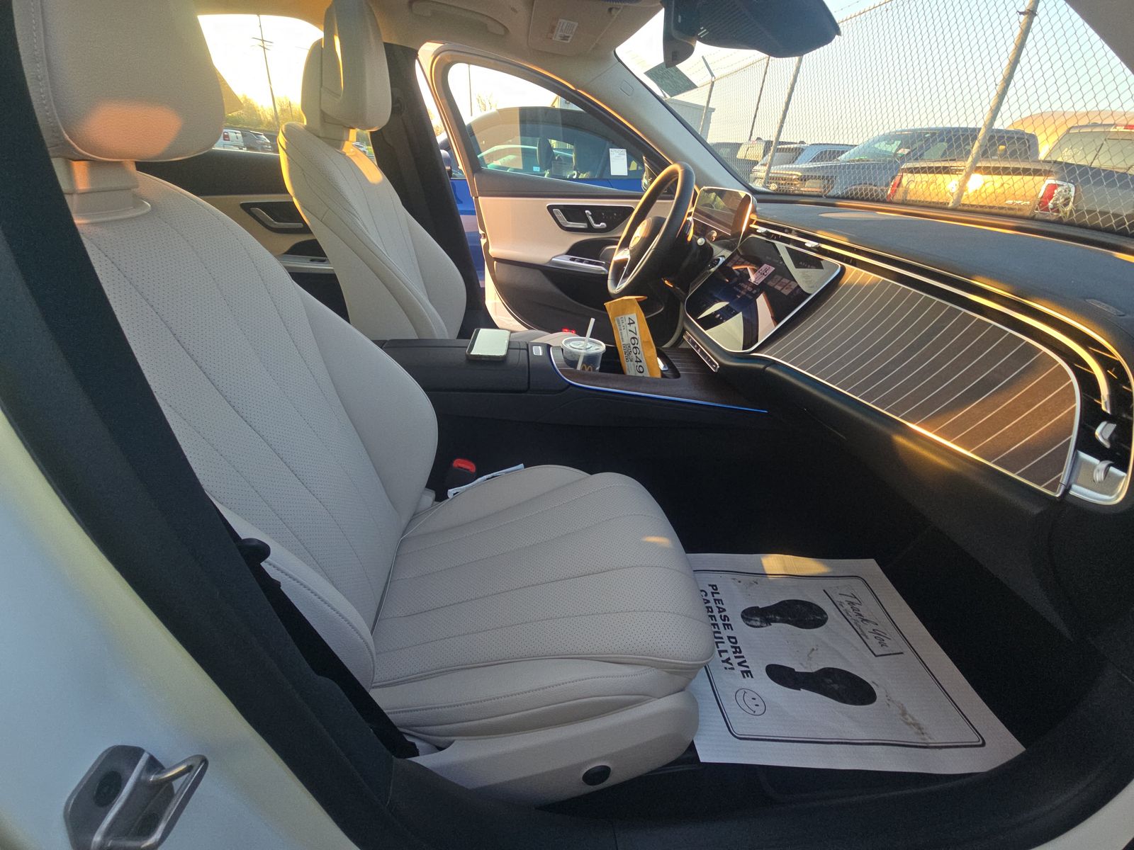 MERCEDES-BENZ E-CLASS - 9