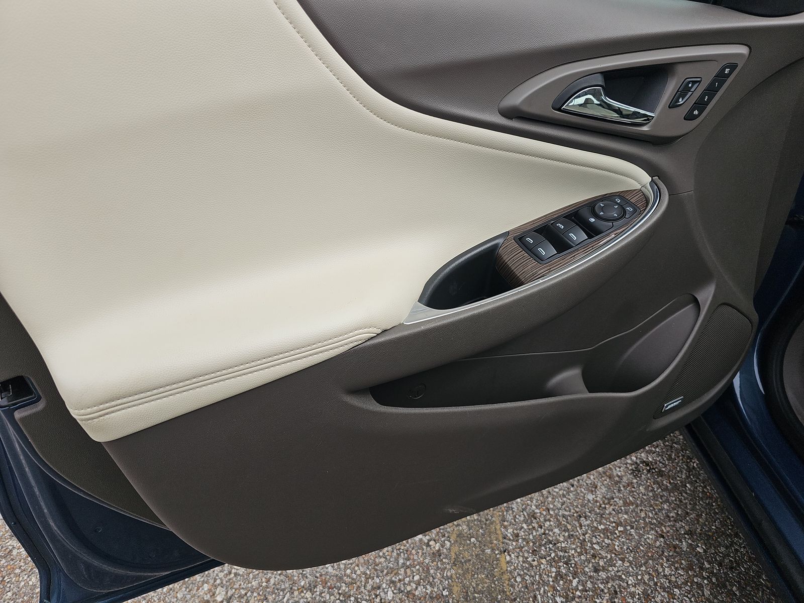 CHEVROLET CAMARO - 10