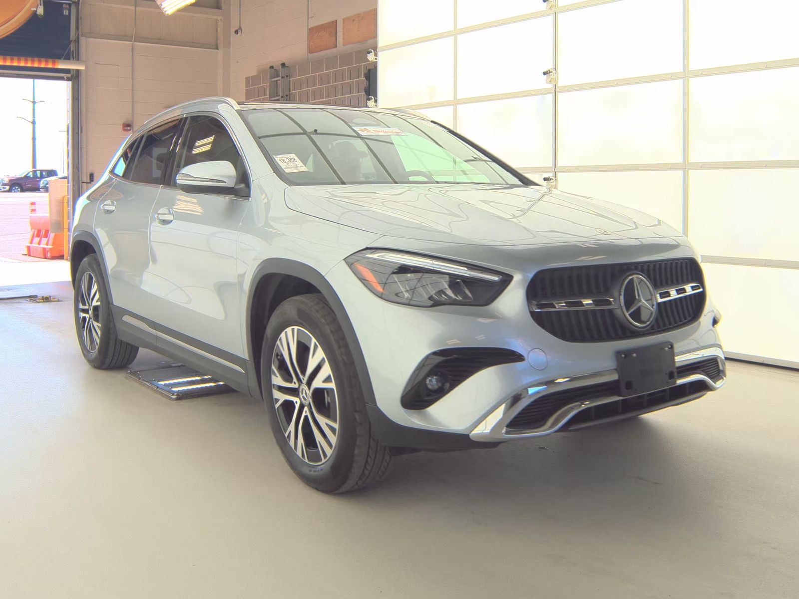 MERCEDES-BENZ GLA-CLASS - 4