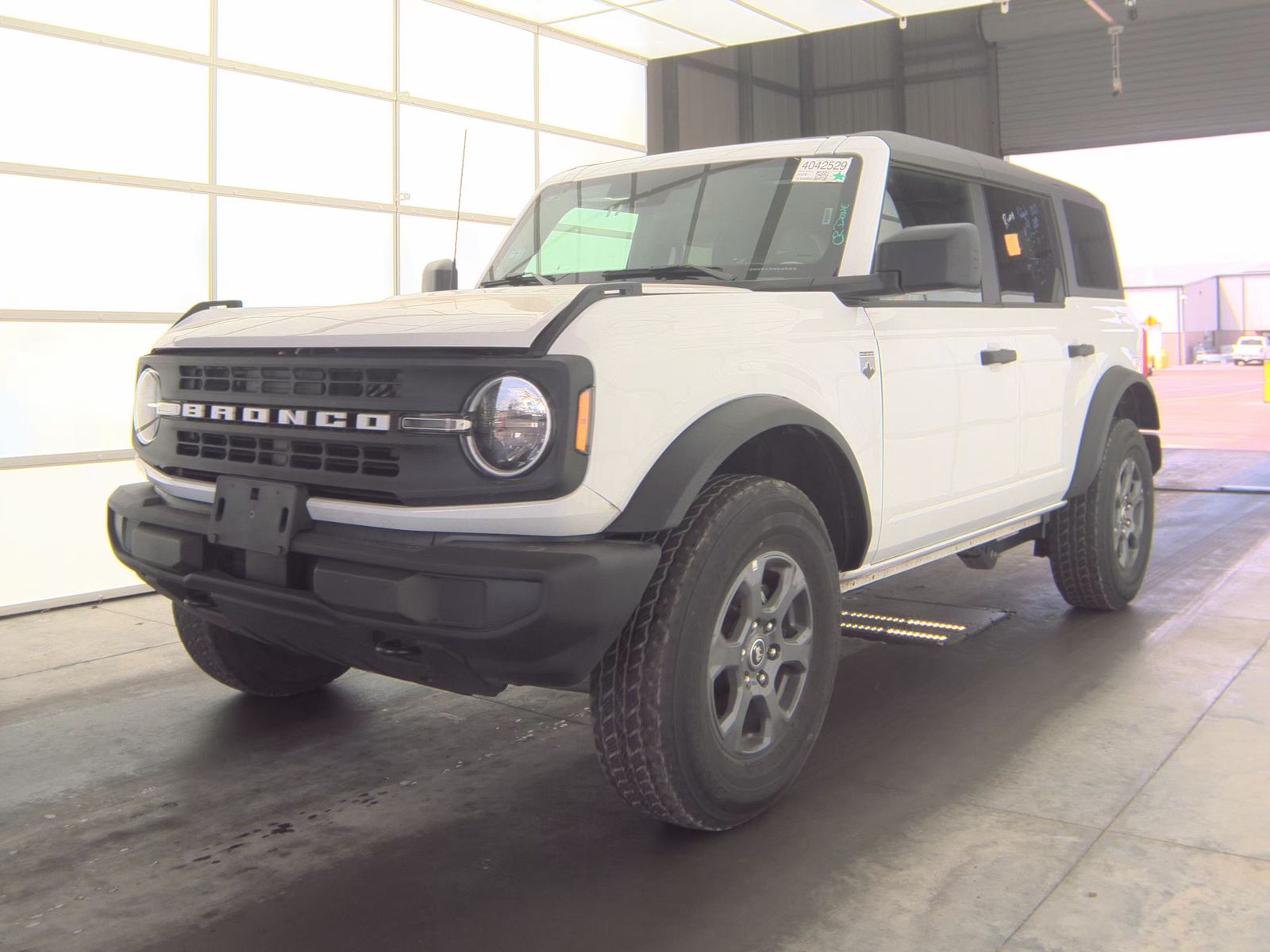 FORD BRONCO - 1