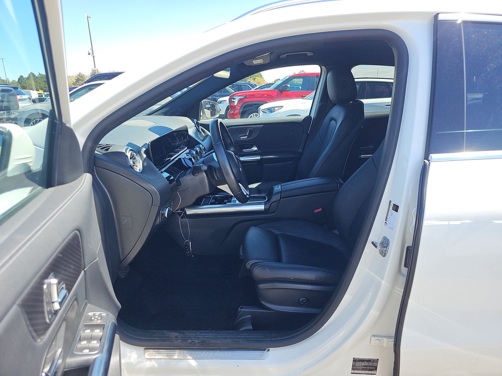 MERCEDES-BENZ GLA-CLASS - 8