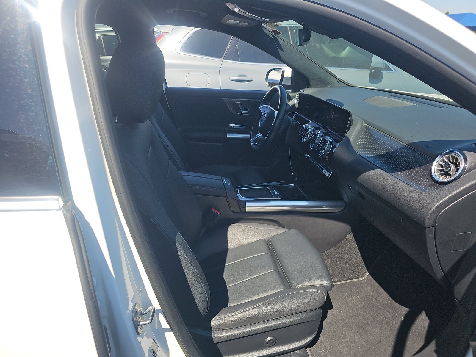 MERCEDES-BENZ GLA-CLASS - 9