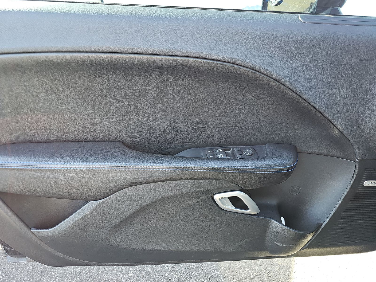 DODGE CHALLENGER - 10