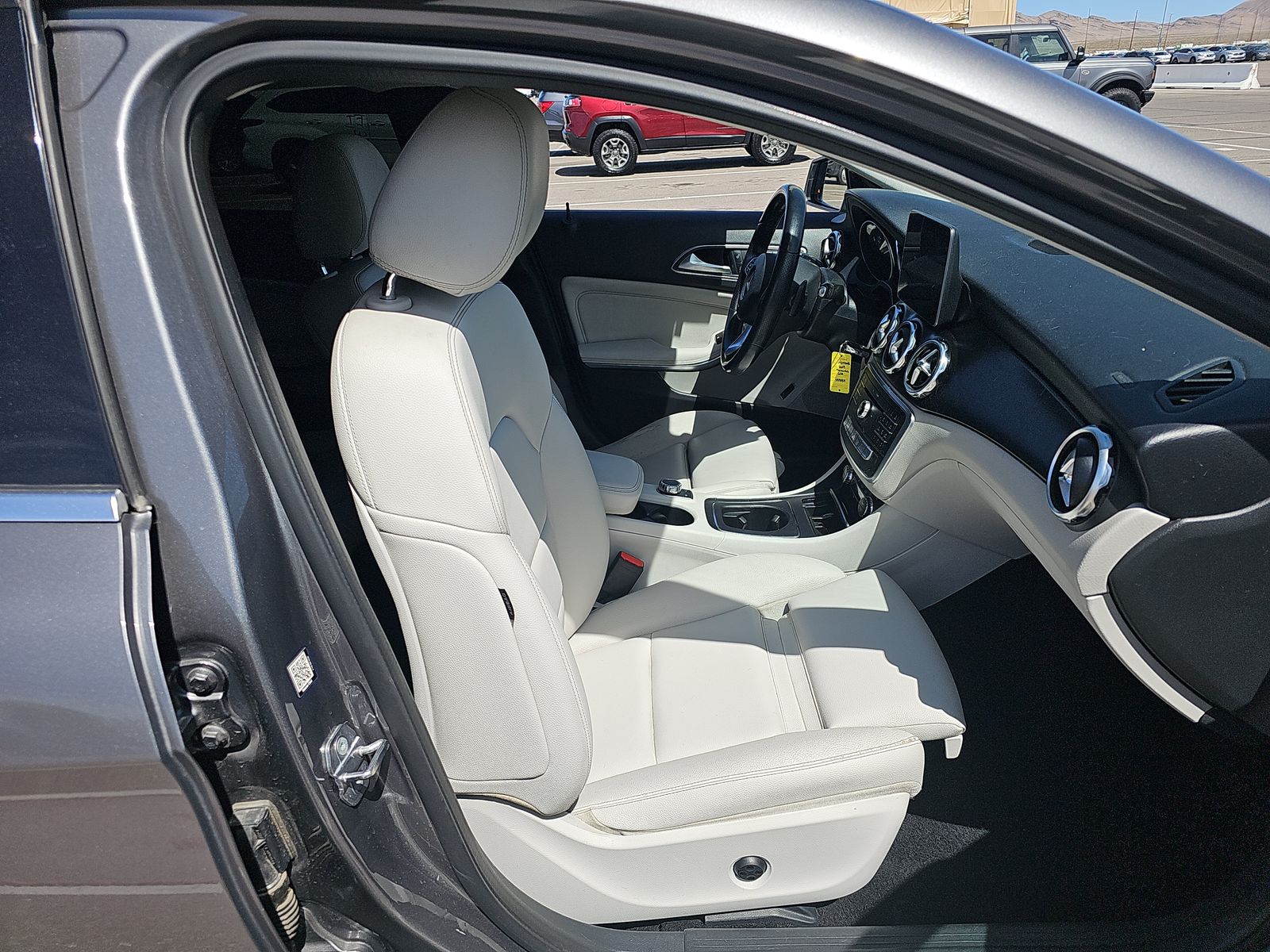 MERCEDES-BENZ GLA-CLASS - 9