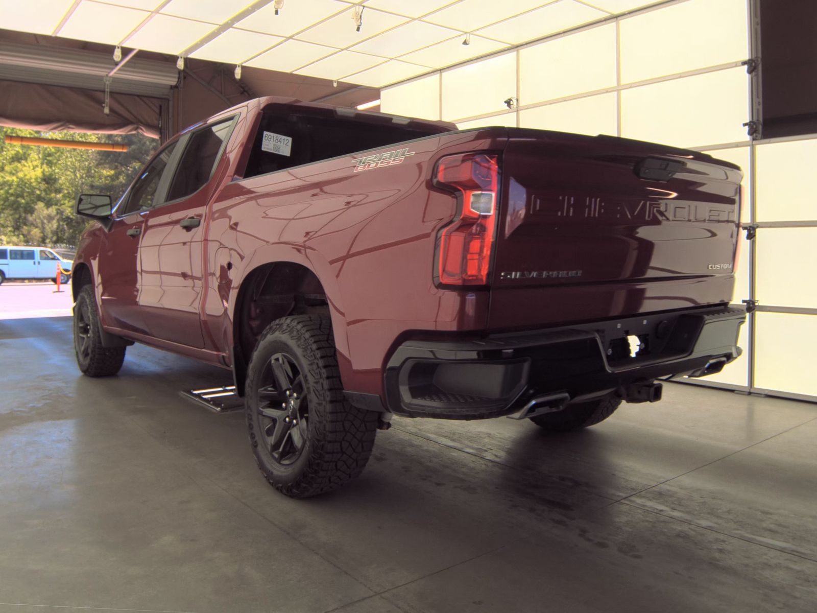 CHEVROLET CUSTOM TRAIL BOSS - 7