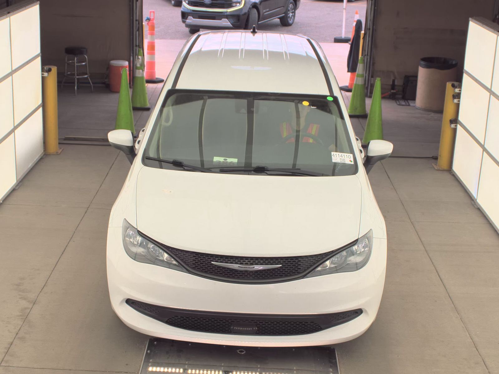 CHRYSLER VOYAGER - 3