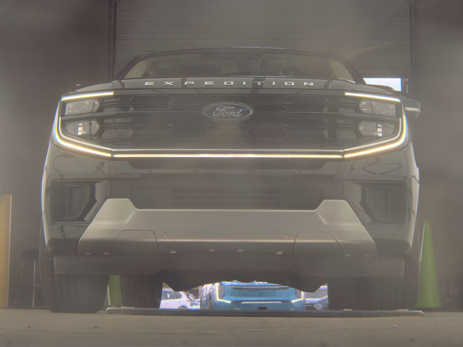 FORD EXPEDITION - 4