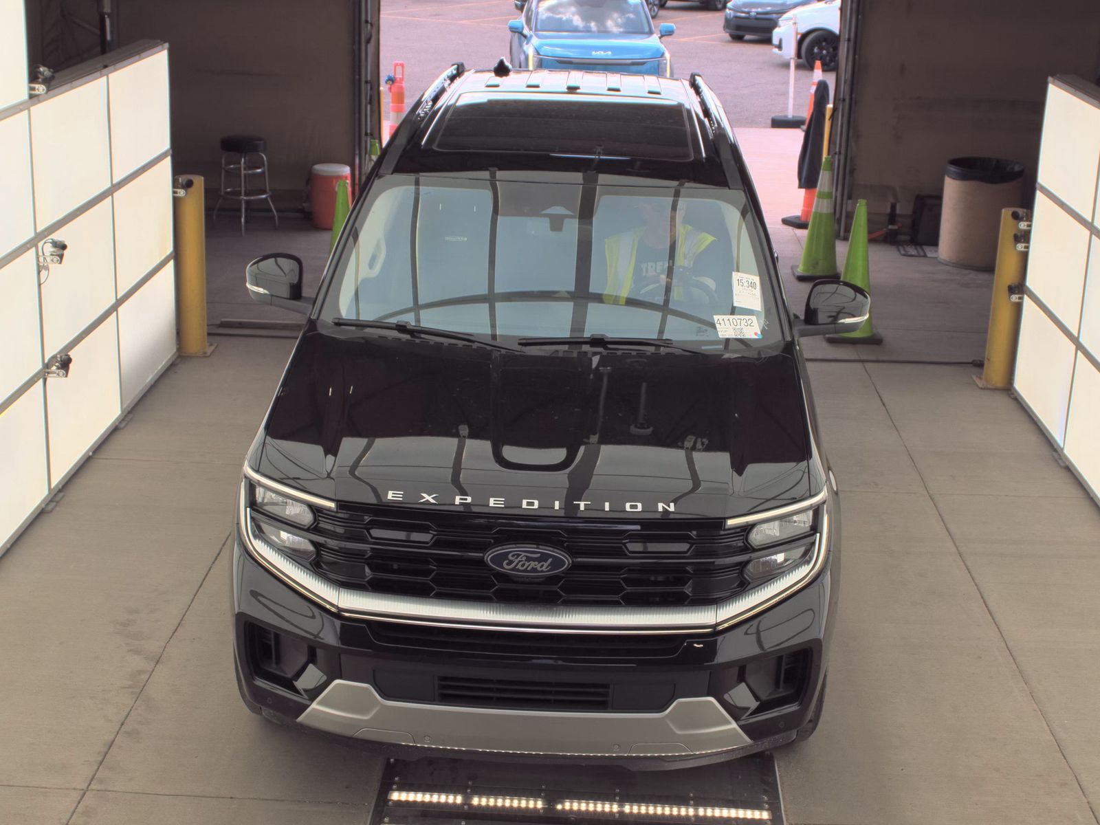 FORD EXPEDITION - 3