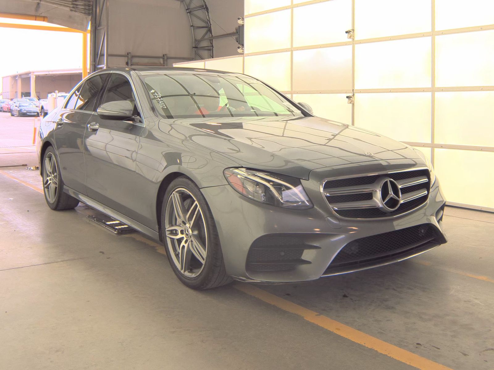 MERCEDES-BENZ E-CLASS - 5