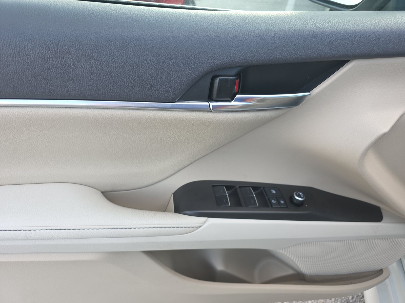 TOYOTA PRIUS - 10