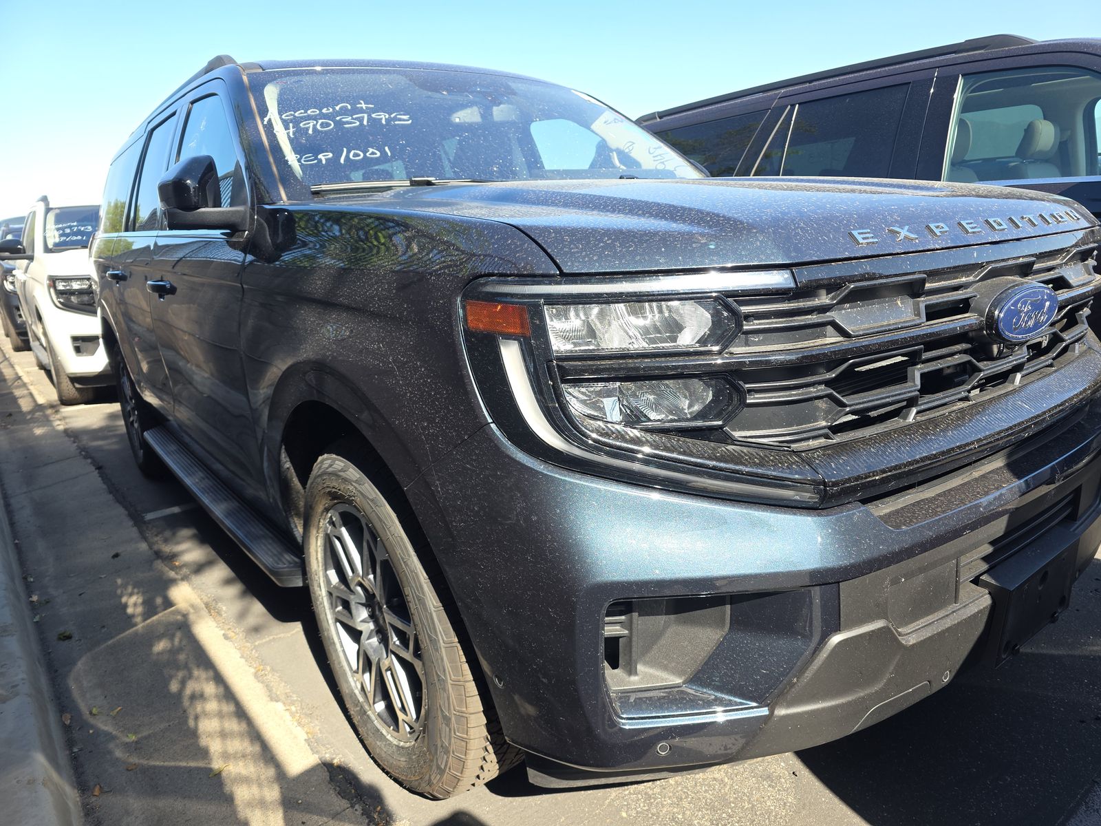 FORD EXPEDITION MAX - 4
