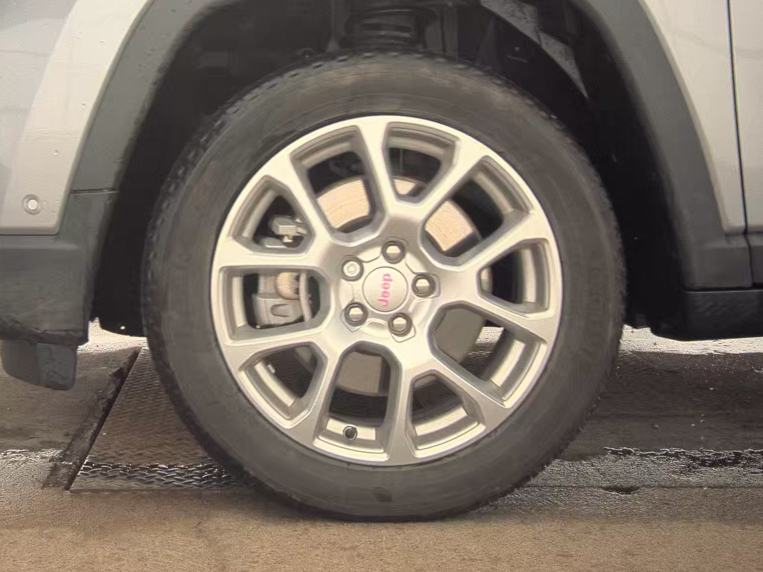 JEEP LATITU LUX - 10