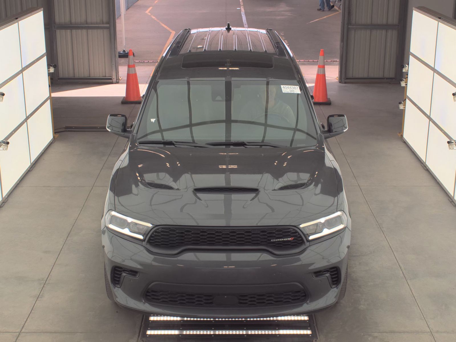 DODGE CHALLENGER - 3