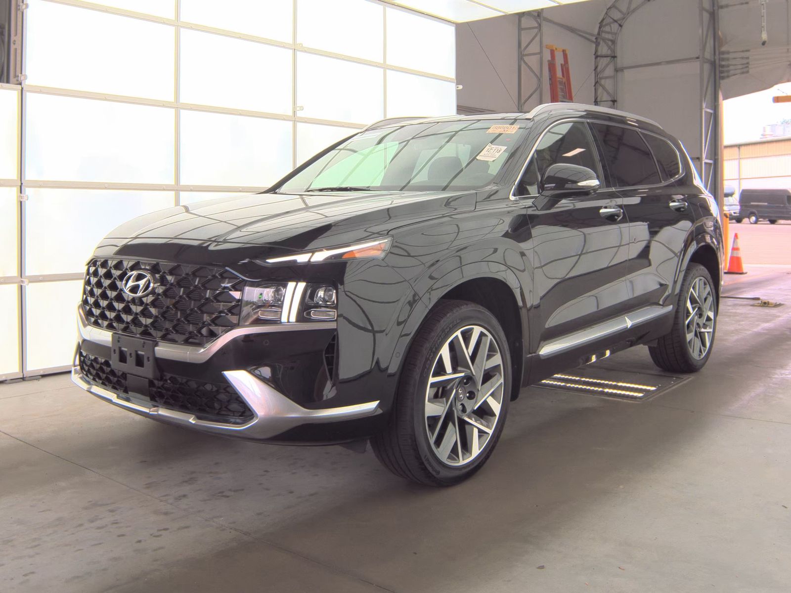 HYUNDAI CALLIGRAPH - 1