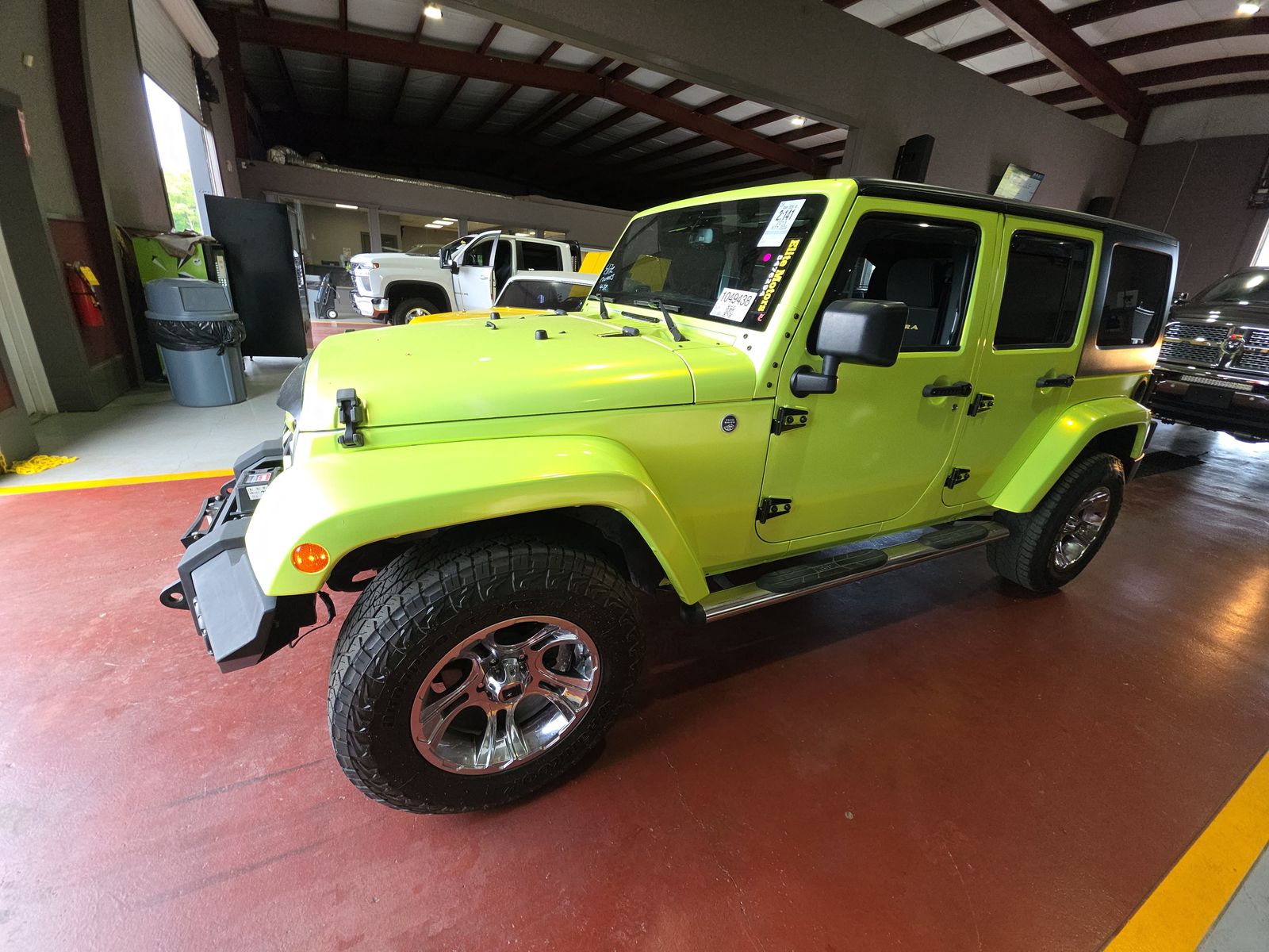 JEEP SAHARA - 1