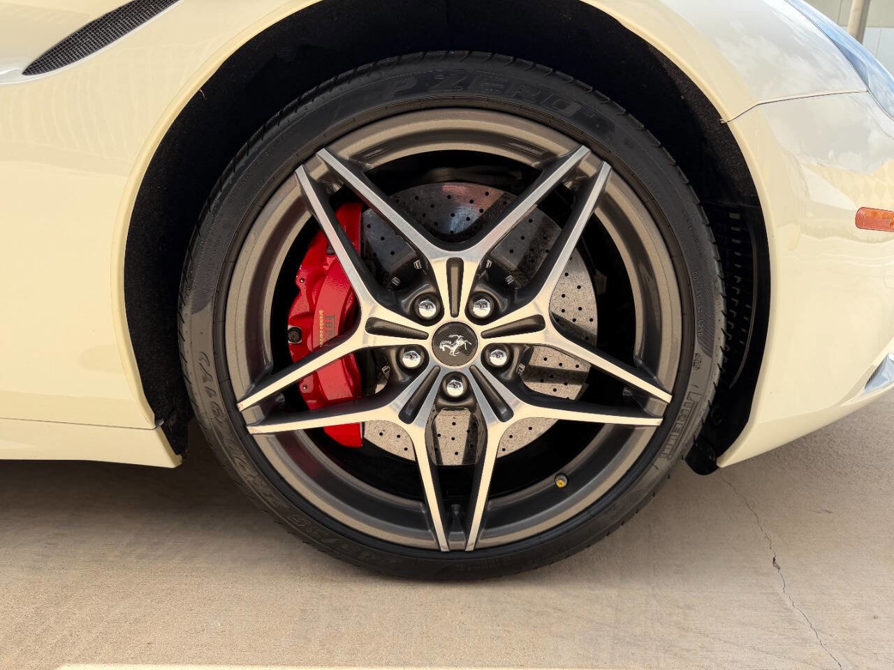 2015 Ferrari California T FWD