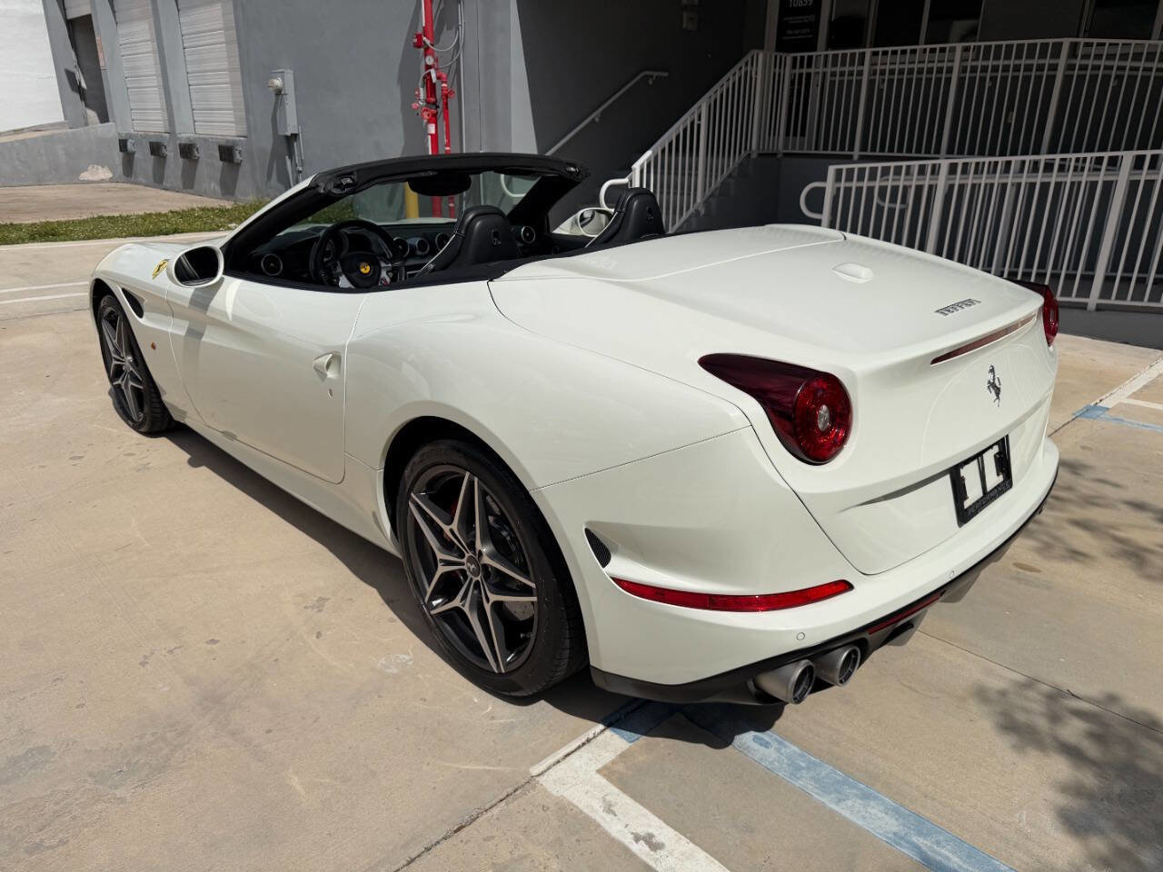 2015 Ferrari California T FWD