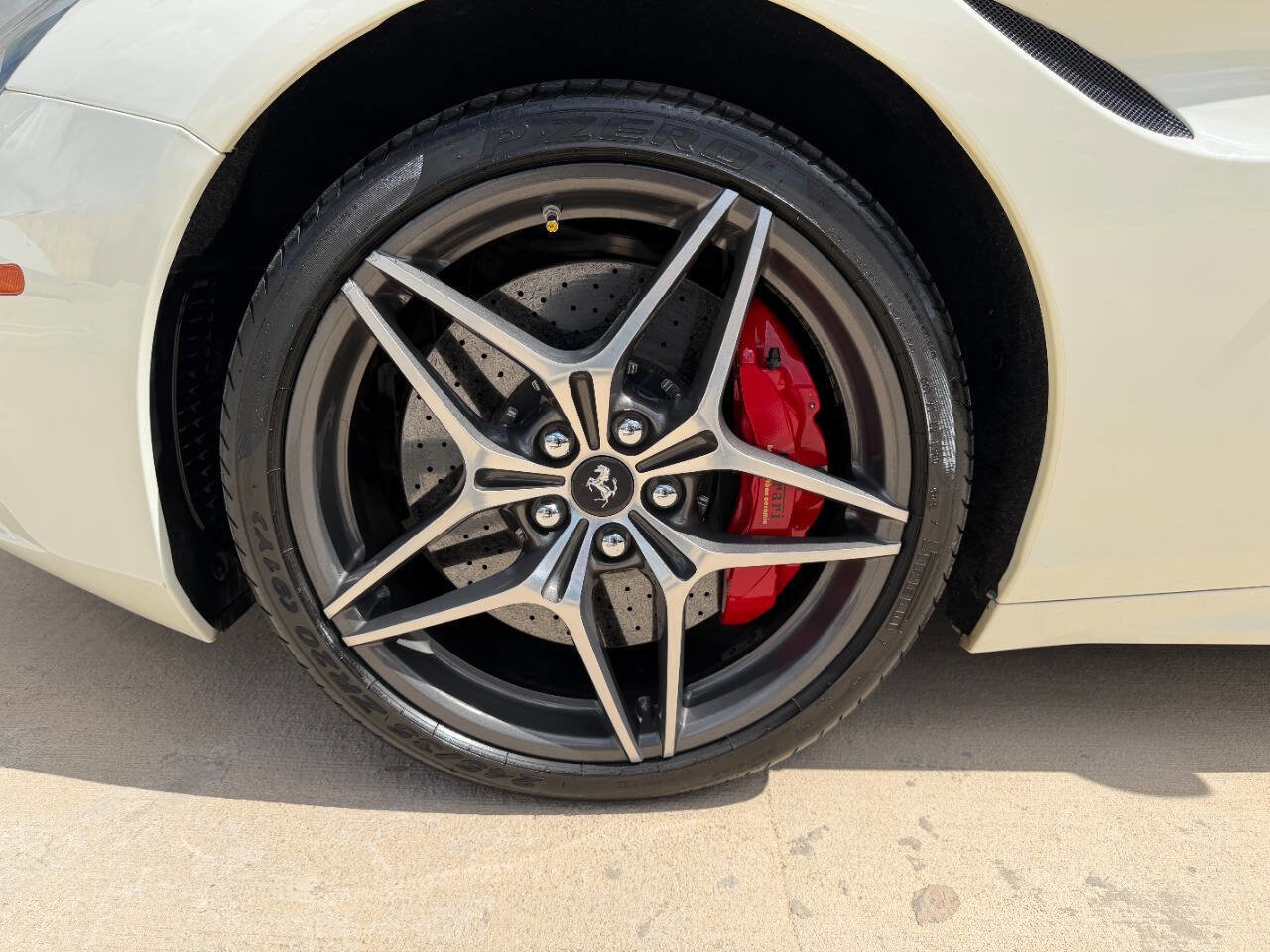 2015 Ferrari California T FWD