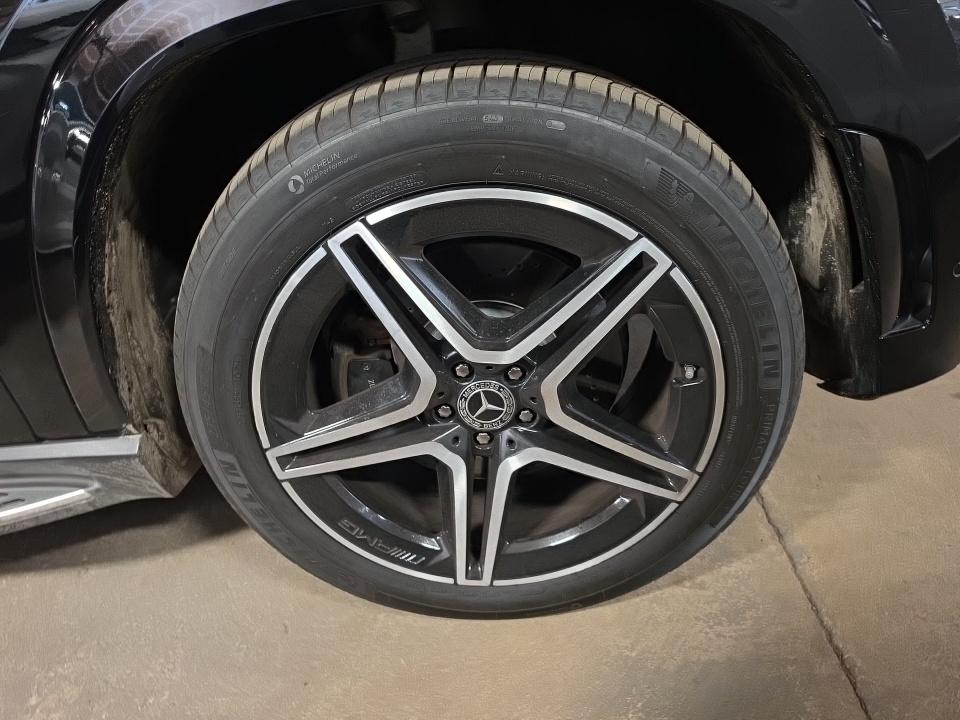 MERCEDES-BENZ GLS - 10