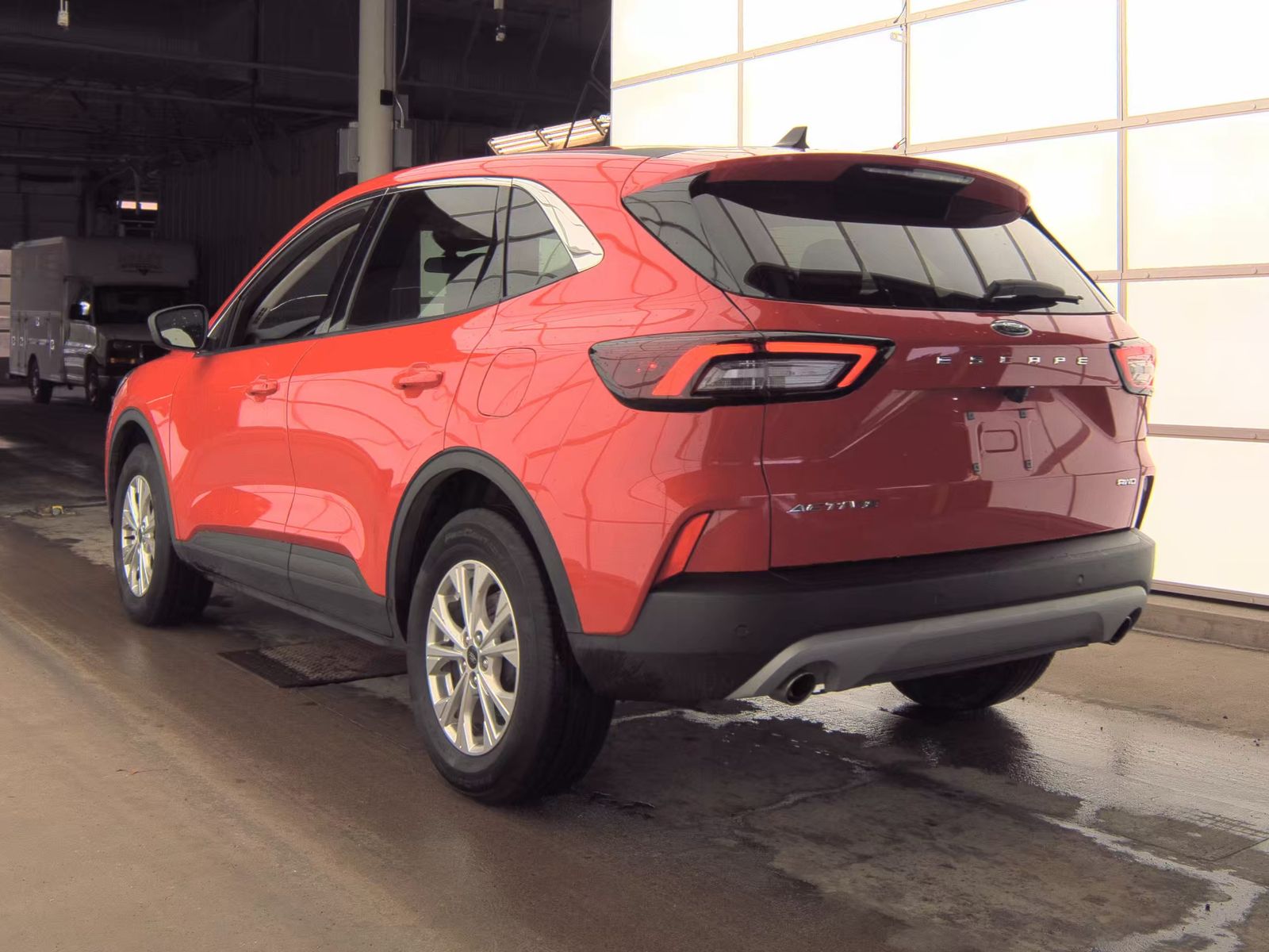 FORD ESCAPE - 9