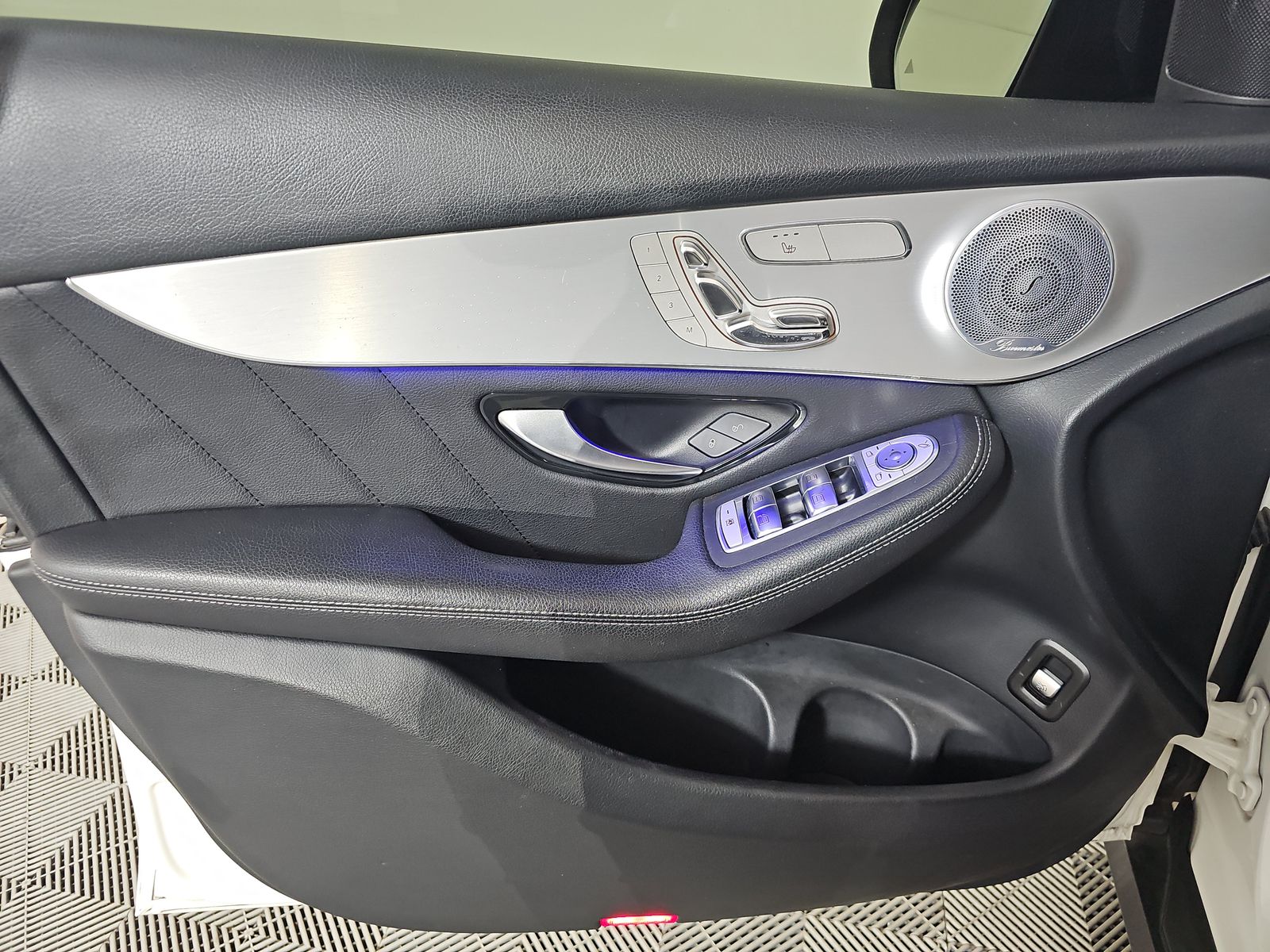 MERCEDES-BENZ GLC-CLASS - 10