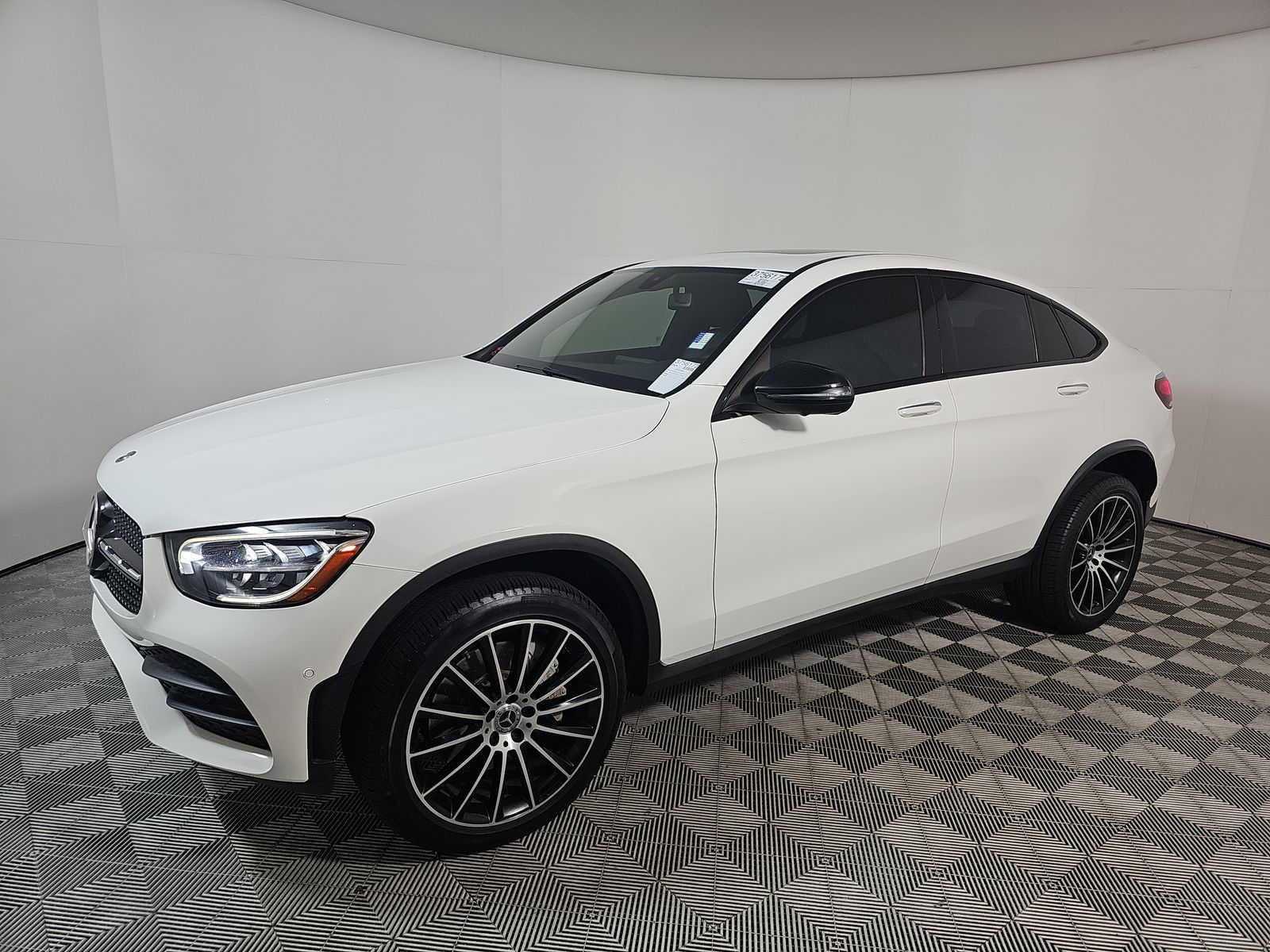 MERCEDES-BENZ GLC-CLASS - 1