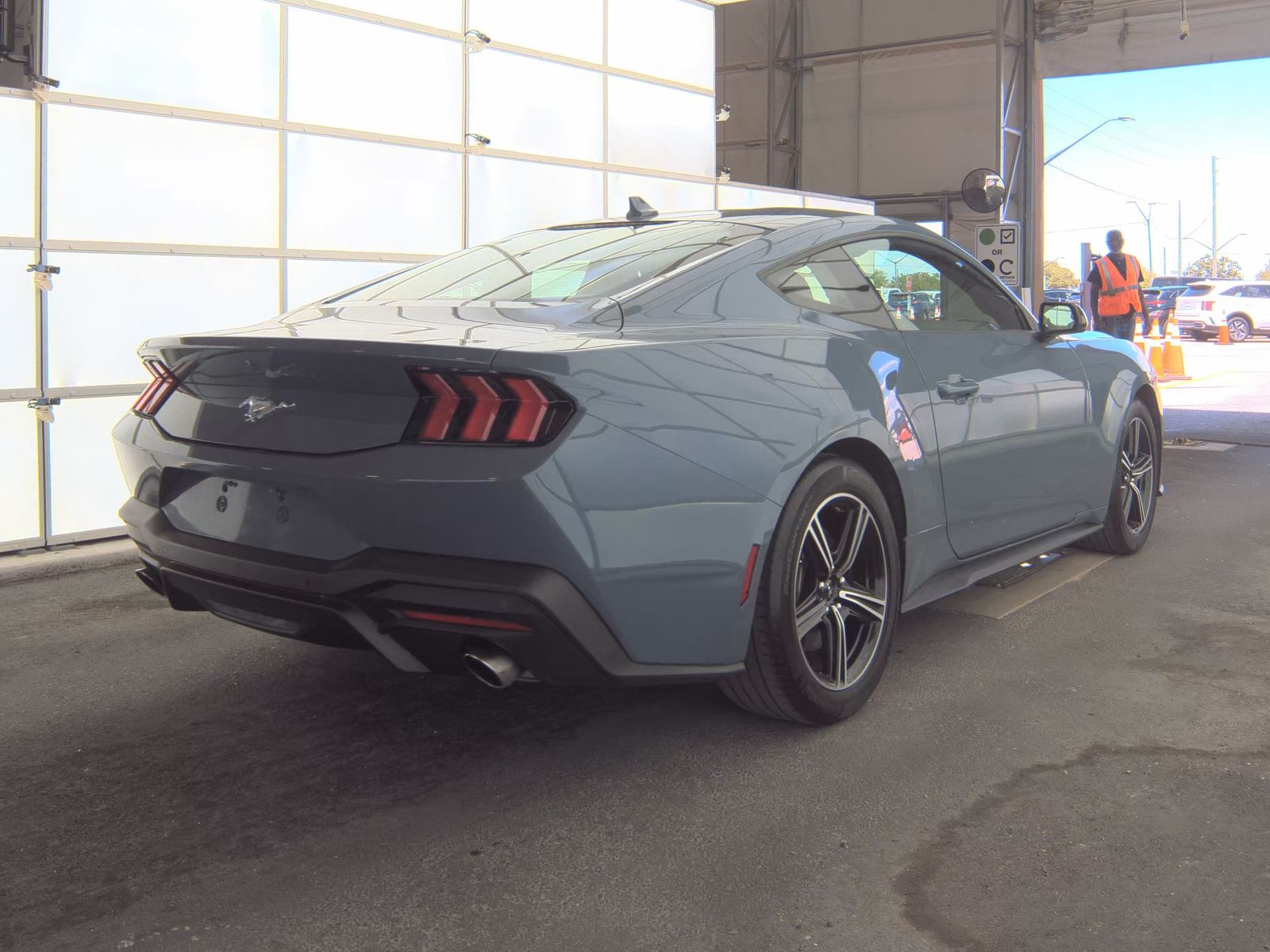 FORD MUSTANG - 6