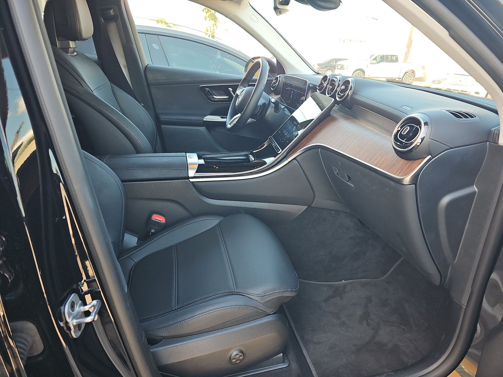 MERCEDES-BENZ GLC - 9