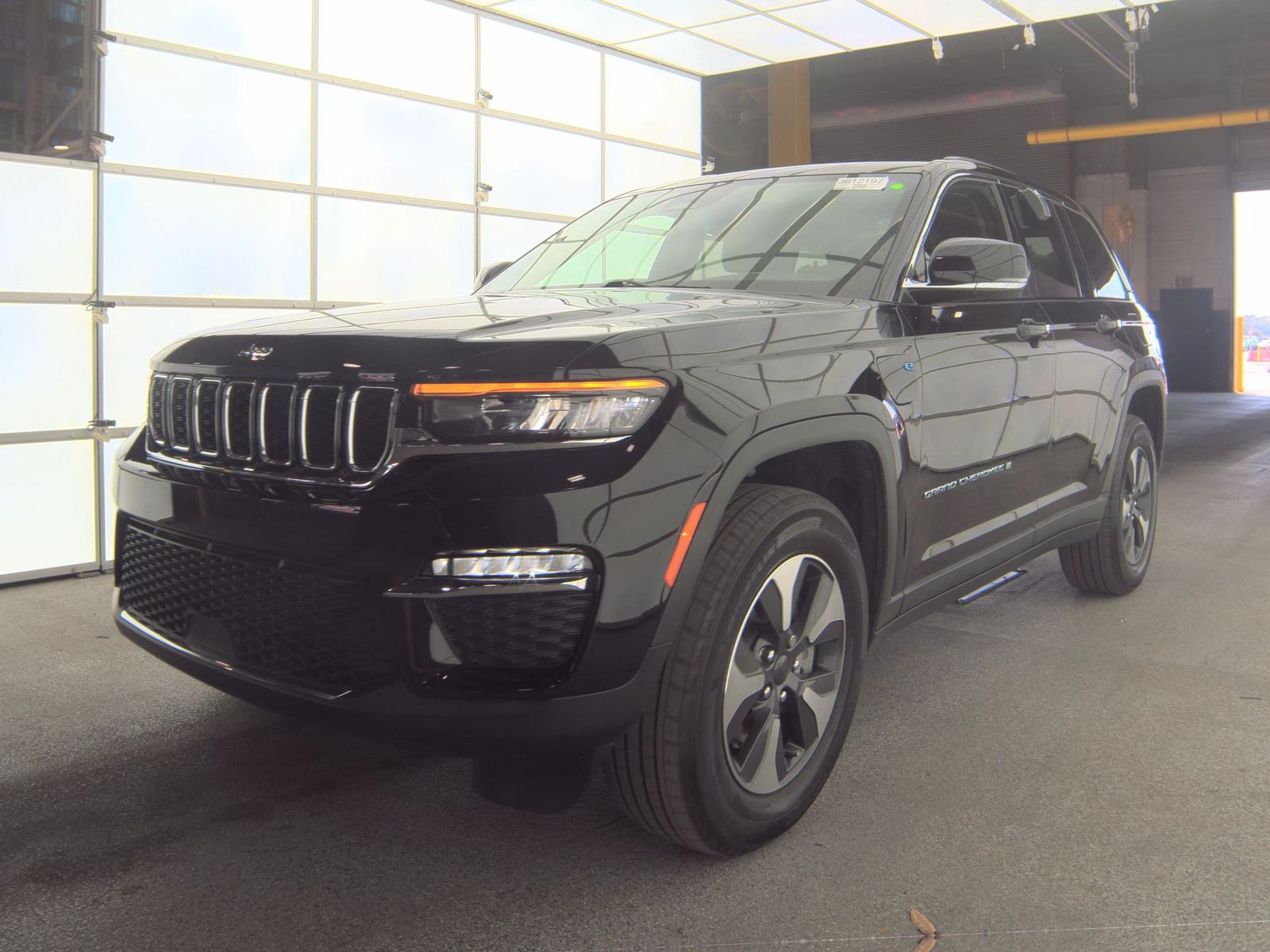JEEP 4XE - 1