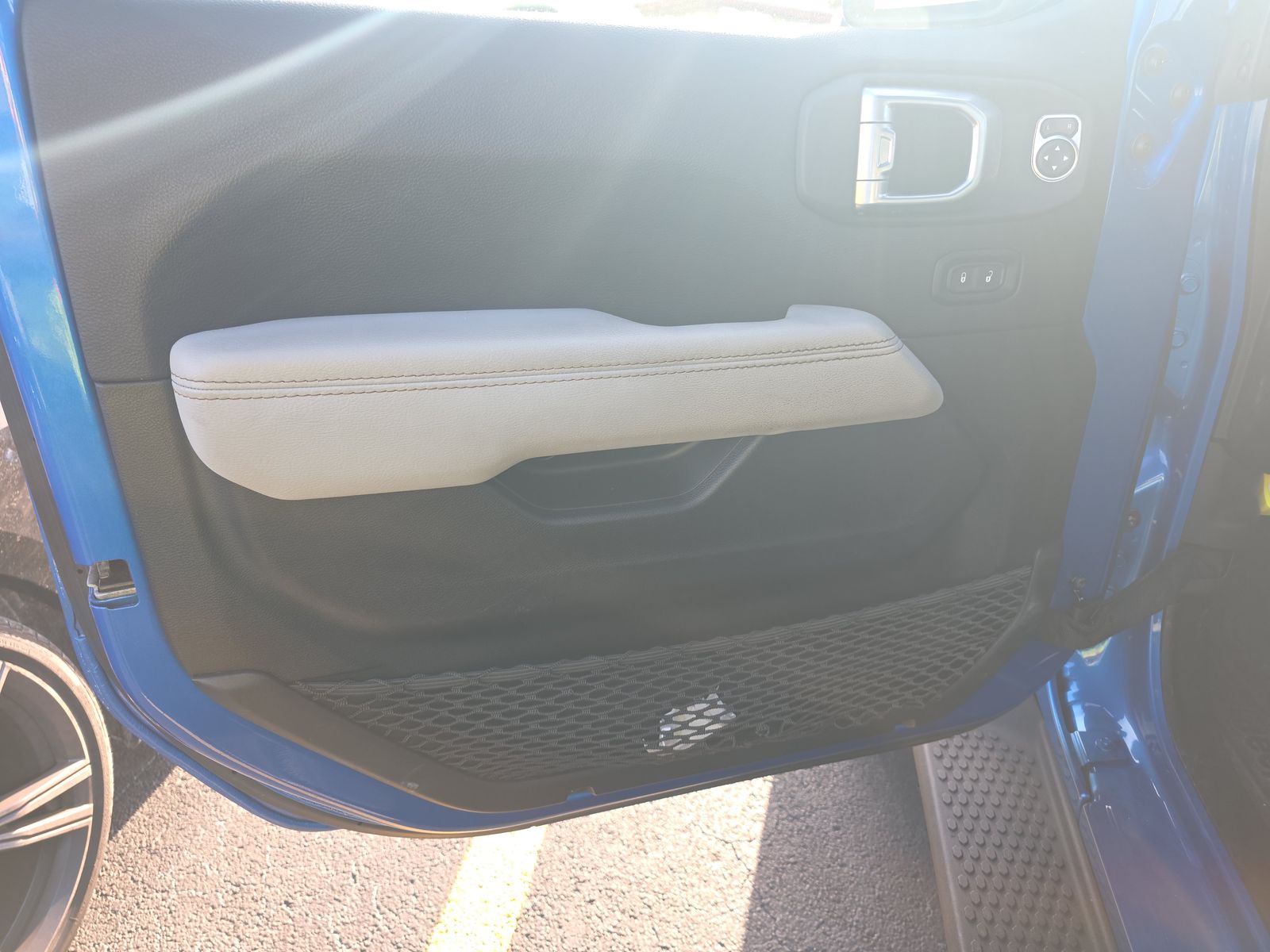 JEEP HIGH ALTIT - 10