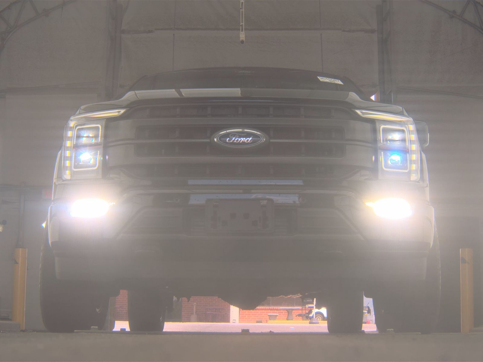 FORD F-150 - 4