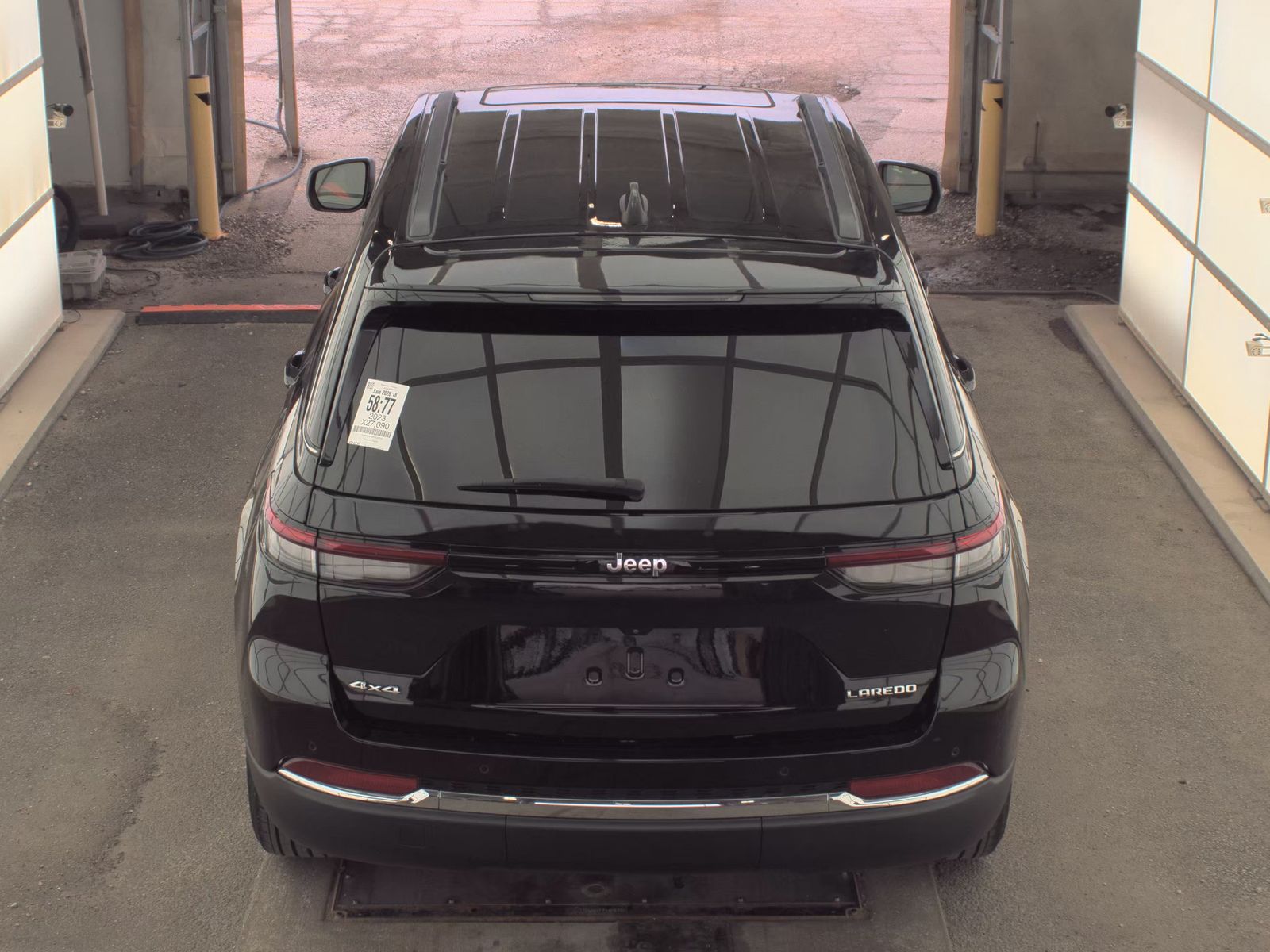JEEP LAREDO - 7