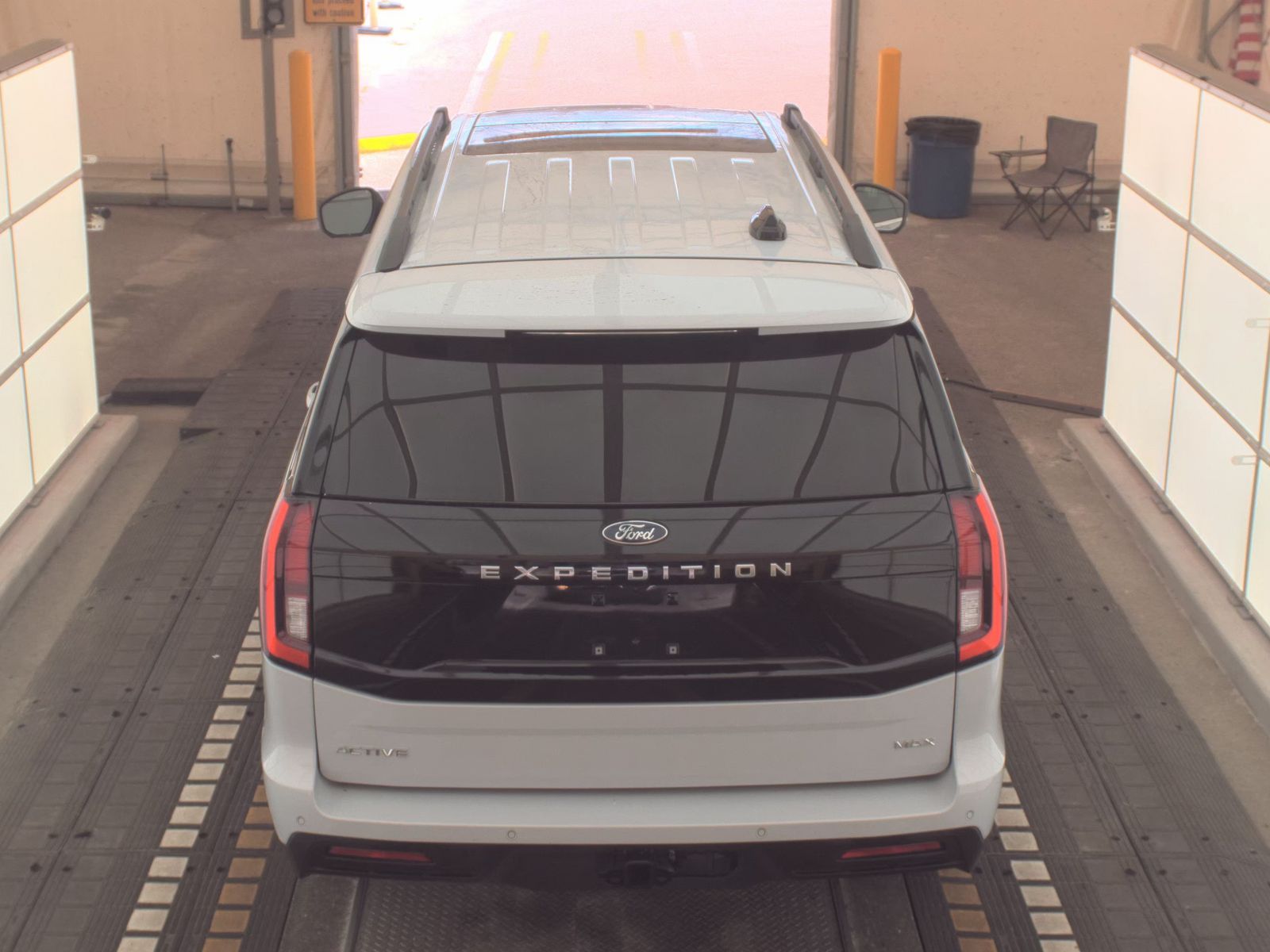 FORD EXPEDITION MAX - 7