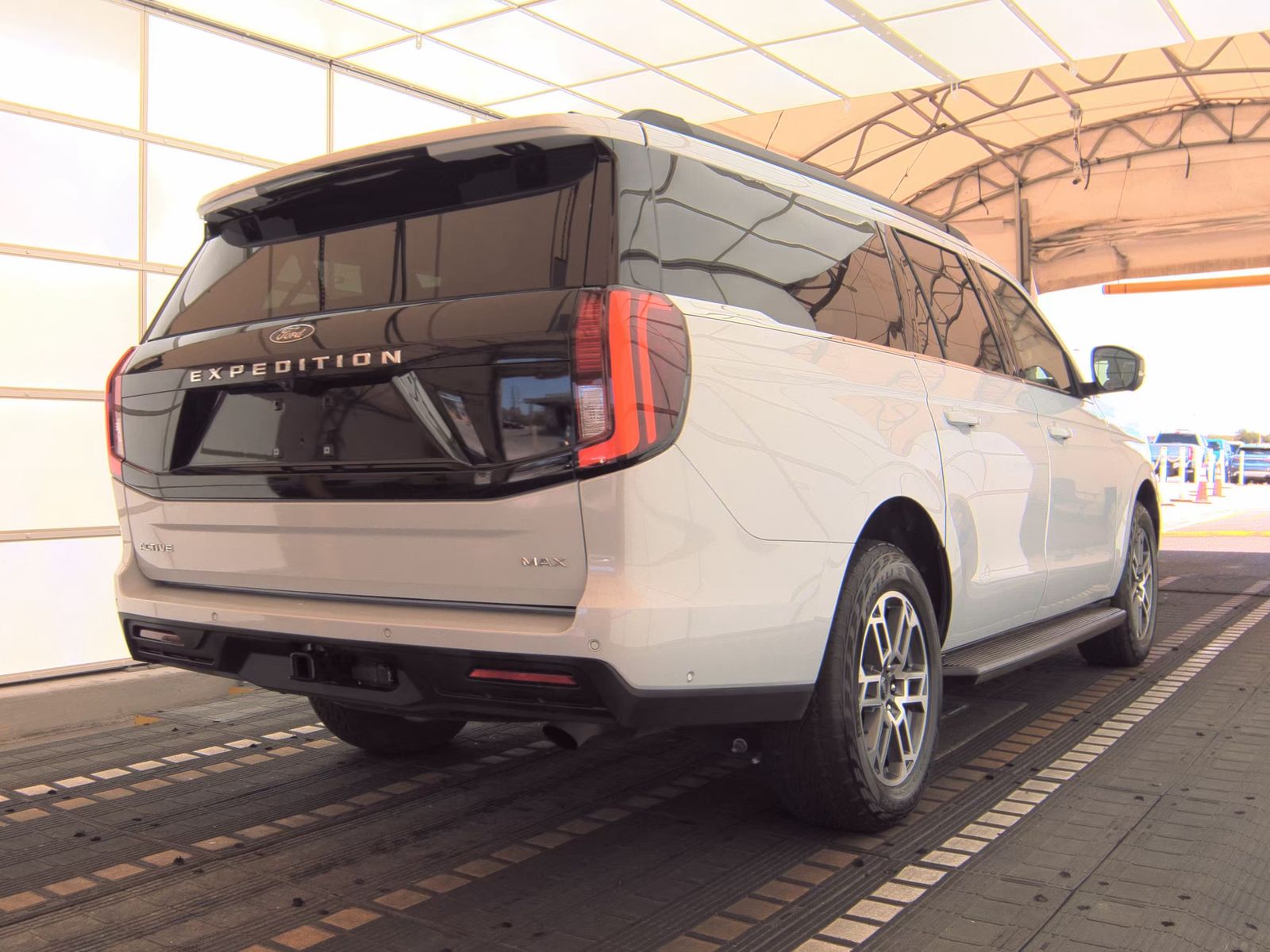 FORD EXPEDITION MAX - 6