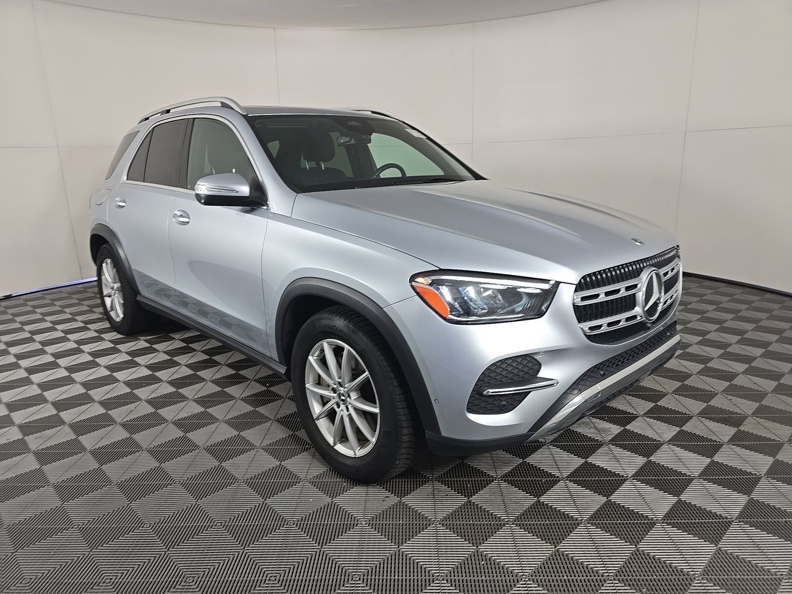 MERCEDES-BENZ GLE - 4