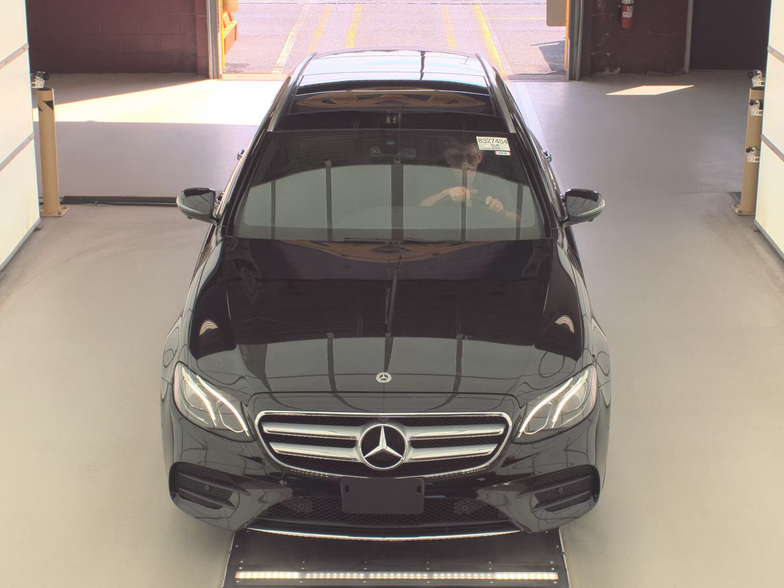 MERCEDES-BENZ E-CLASS - 3