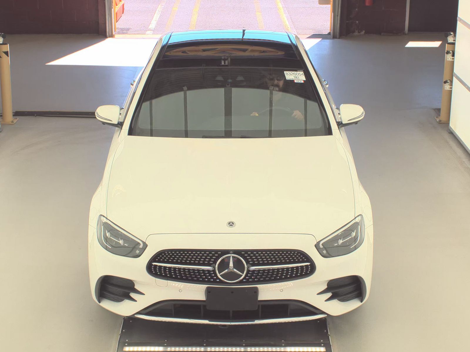 MERCEDES-BENZ E-CLASS - 3